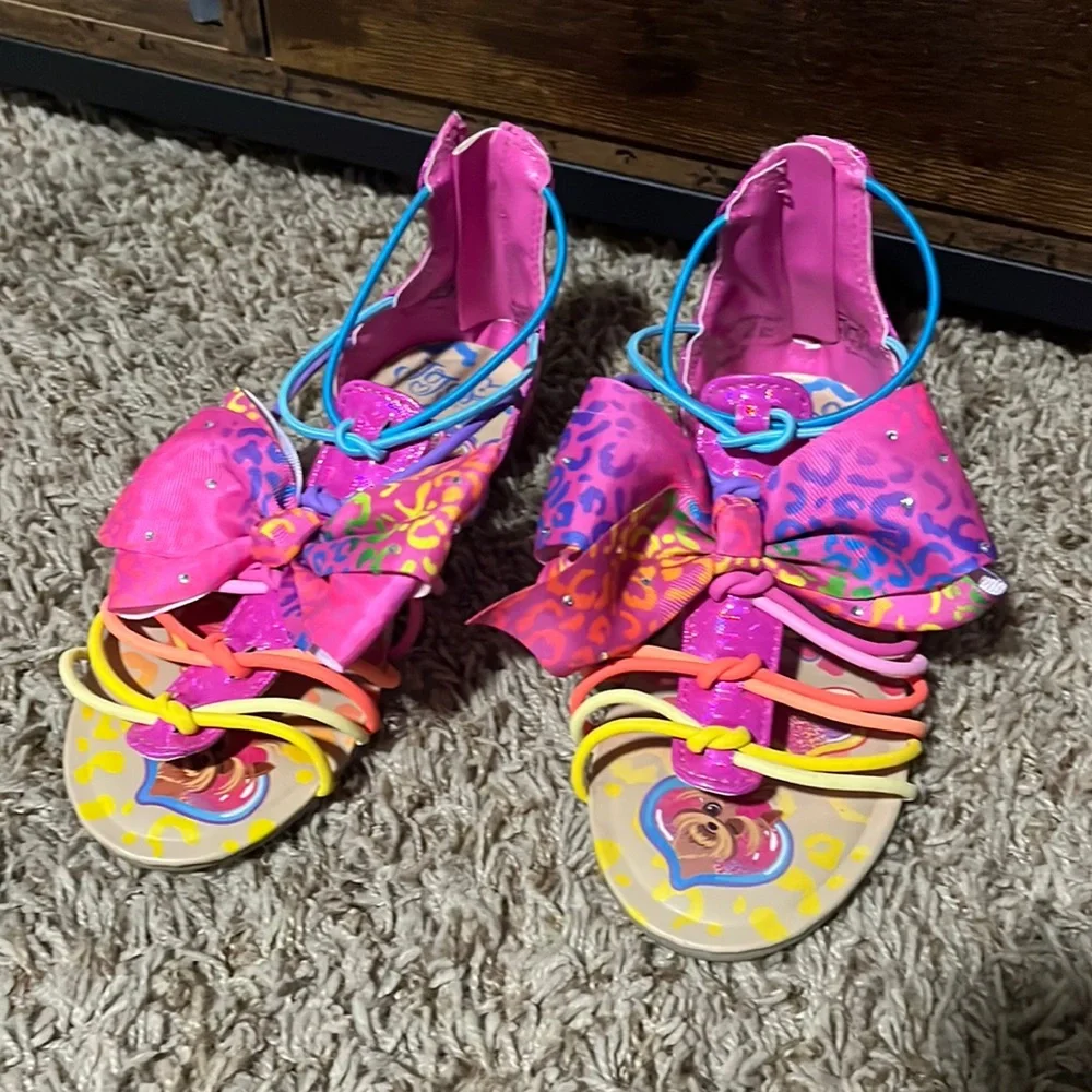 Nickelodeon Jojo Siwa Bow Rainbow Gladiator Sandal Size 1